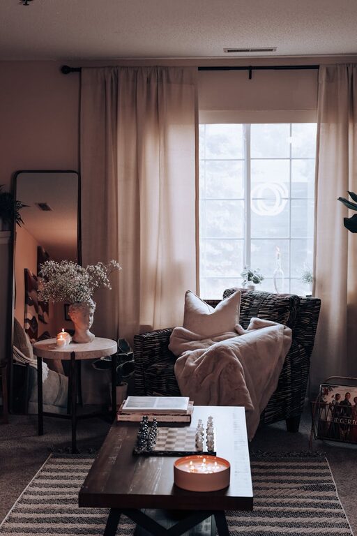 Creating a Cosy and Inviting Living Room on a Budget
